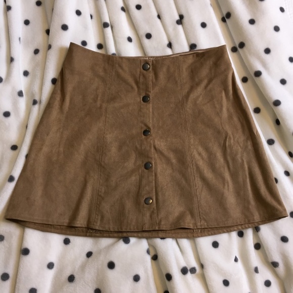 PacSun - Kendall + Kylie - Brown Button-Front Faux Suede Skirt - Picture 1 of 4